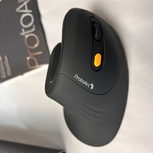 ProtoArc EM11 NL Rechargeable Multi-Device Ergonomic Vertical Mouse Black